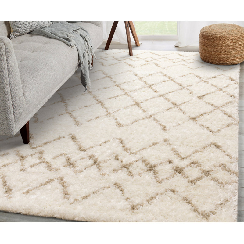 Tapis à motif de treillis géométrique beige Kostantza, Rectangle 6 pi 7 po x 9 pi 7 po