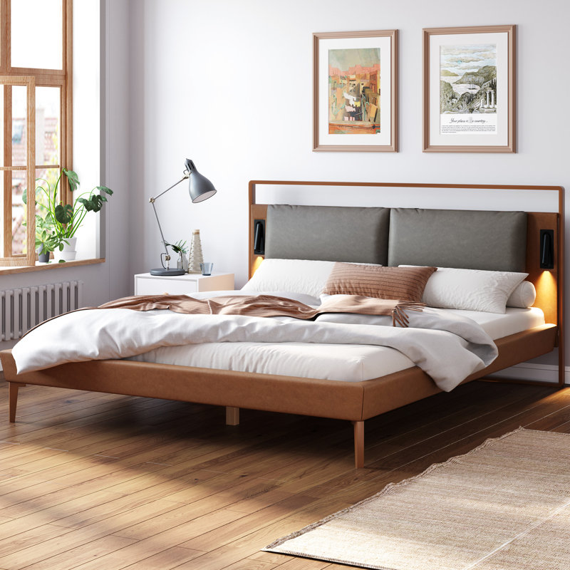 Grand lit à panneau avec revêtement en similicuir brun et gris, coussin de dossier ergonomique à suspendre, veilleuses 2 pièces, pieds en métal et aucun sommier nécessaire pour se détendre pendant la lecture, lumières du milieu