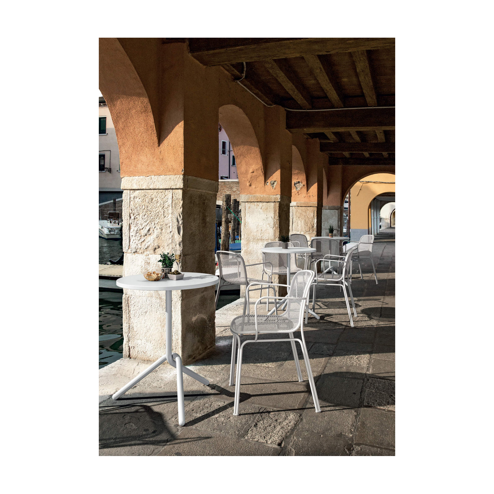 Villa Patio Dining Armchair, White