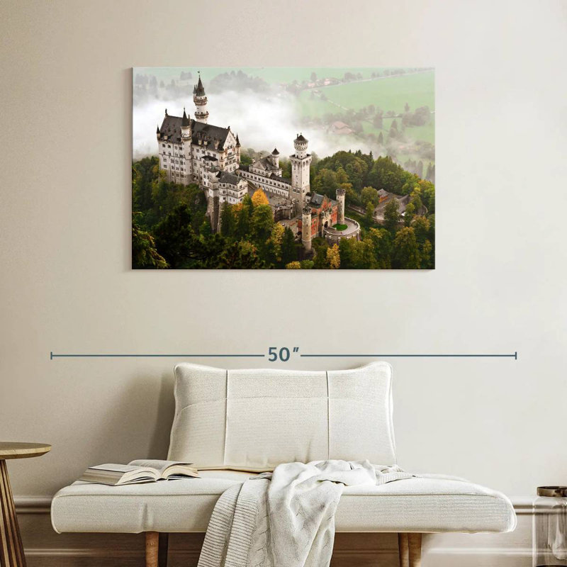 Lilie Misty Neuschwanstein Castle, H 26 po x l 39 po