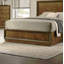 Mobilier de chambre à coucher à panneau en bois de noyer à forte densité de style transitionnel 1pc-637970530