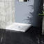 Base de douche blanche 36 po x 36 po, drain à trou centré, intégré, robuste, base lisse à finition lisse blanche, seuil simple, matériau robuste, puits scellé, facile à nettoyer