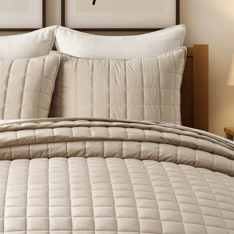 Box Stitch PearlVelvet Quilt set, Taupe, King Quilt + 2 King Shams