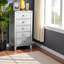 Armoire de rangement décorative à 5 tiroirs Gear au fini métal argenté, H 36,23 po x l 17,32 po x P 13,39 po