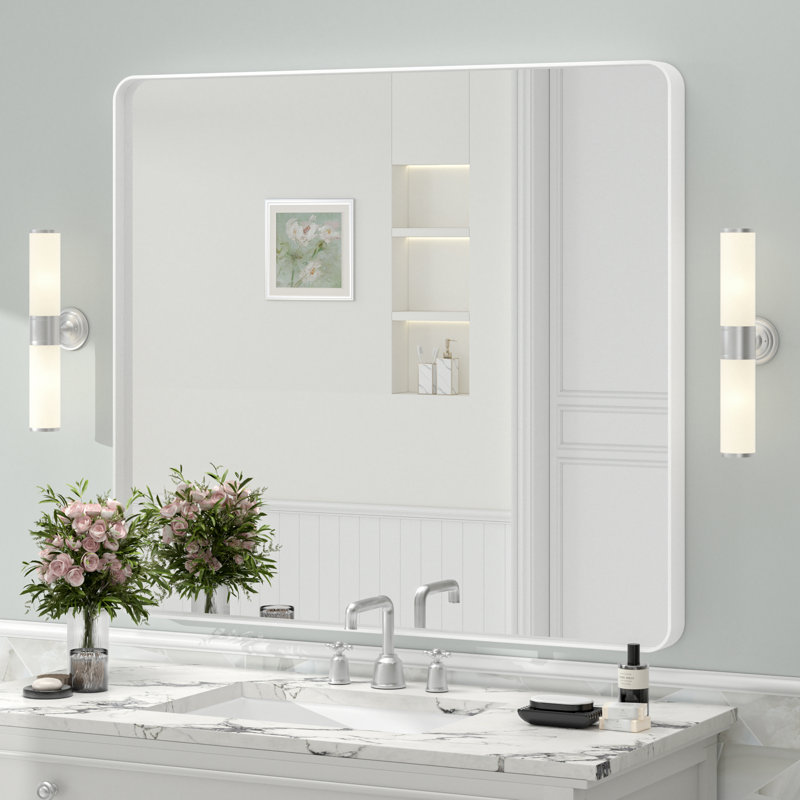 Miroir de salle de bain mural en verre trempé et métal Molly, 40 po x 36 po, Blanc, Rectangle(Rounded Corner)
