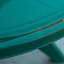 Table de patio ronde en plastique 37,11 po avec trou pour parasol - parfaite pour la cour, le jardin, facile à nettoyer, surface à gratter