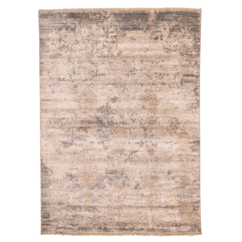 Tapis brun clair Legacy 5 pi 5 po x 7 pi 6 po