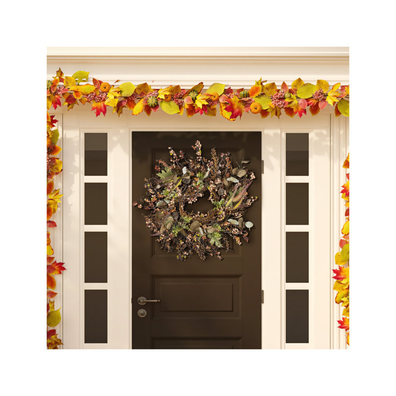 Couronne en PVC 26 po Berry and Acorn