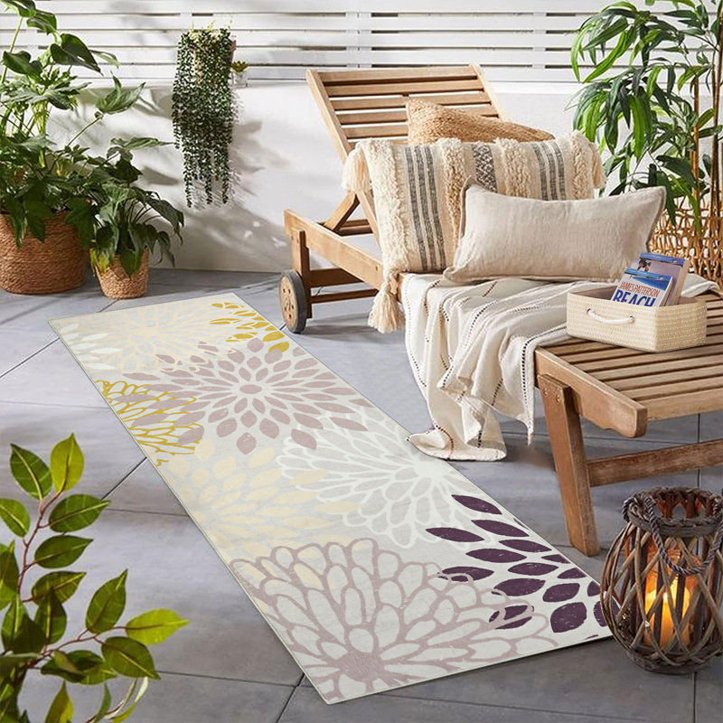 Nencho Washable Floral Indoor Rug, Runner 2' x 6'
