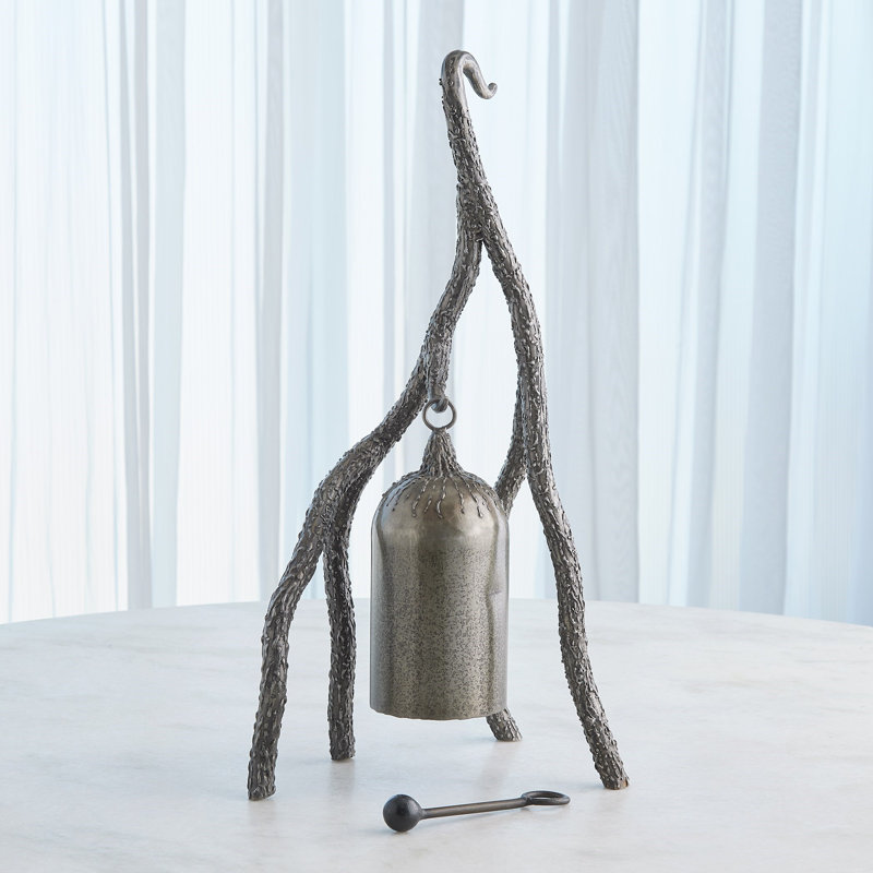 Figurines & Sculptures