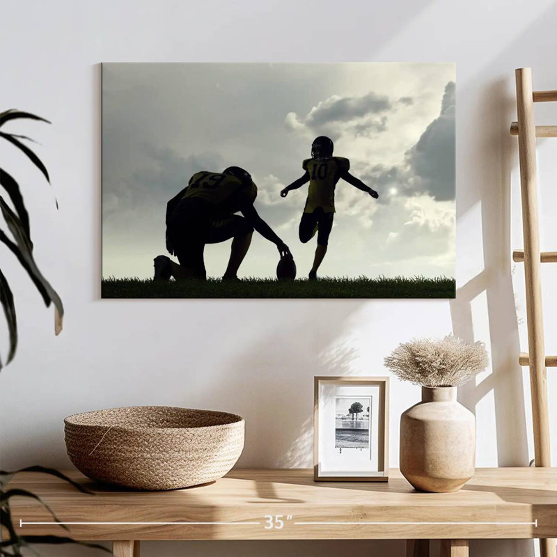 Silhouette de football Sirci, H 16 po x l 24 po