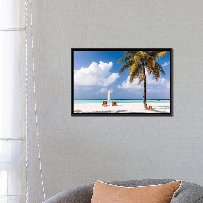 «Sunchairs on a Beach», H 18 po x l 26 po x P 1,5 po, Toile avec cadre noir