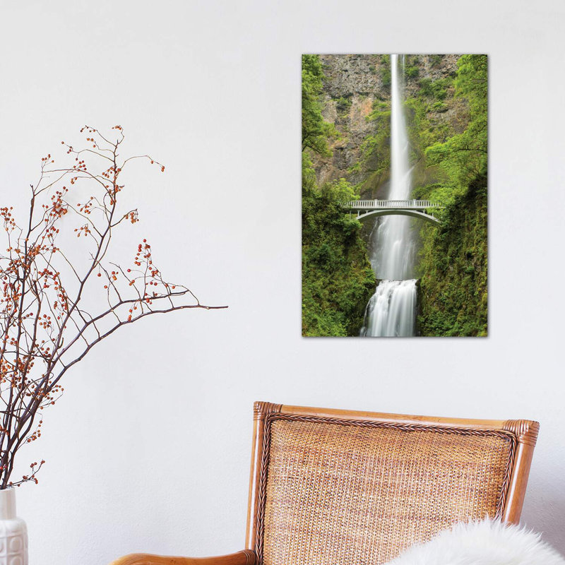 Multnomah Falls, Oregon par Stefan Hefele - reproduction de photo, Toile tendue, H 18 po x l 12 po x 1,5 po