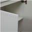 Buffet moderne blanc avec rangements, grand buffet aux bords ondulÃ©s et aux tablettes rÃ©glables, fauteuils, comptoir dÃ©coratif