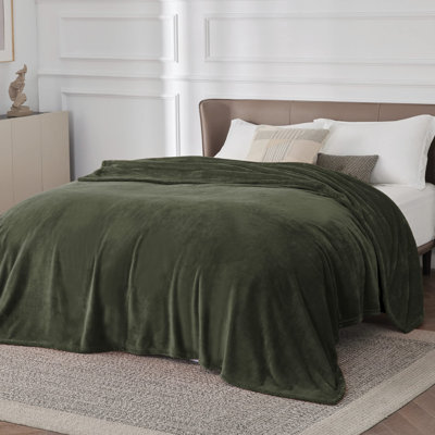 Bedsure Soft Fluffy Fleece Throw Blanket for Sofas&Beds