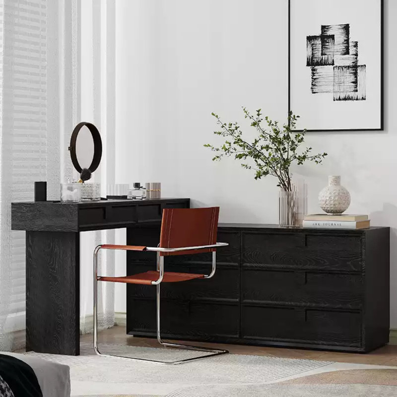 Commode de chambre à coucher de style rétro