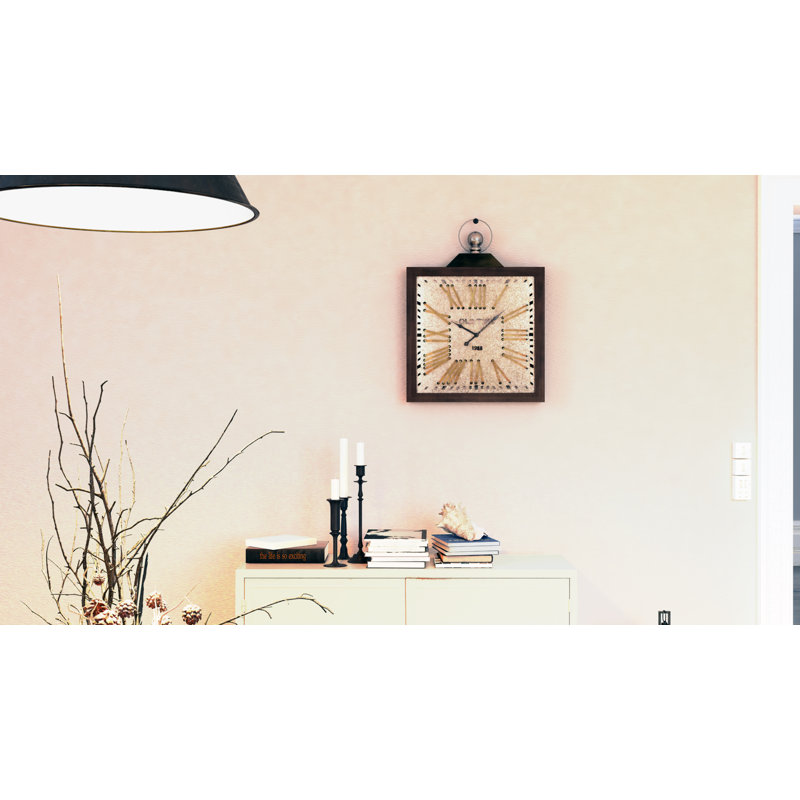 Horloge murale surdimensionnée 24" Kittie
