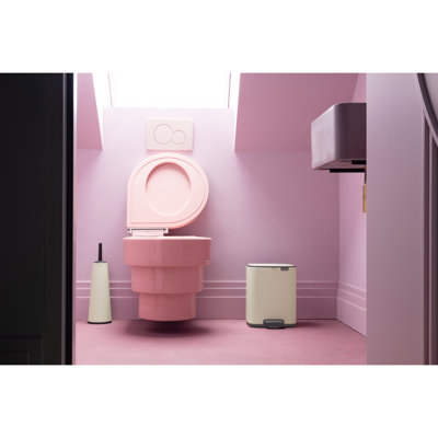 Poubelle à pédale de 1,8 gallon (7 litres) Brabantia Bo
