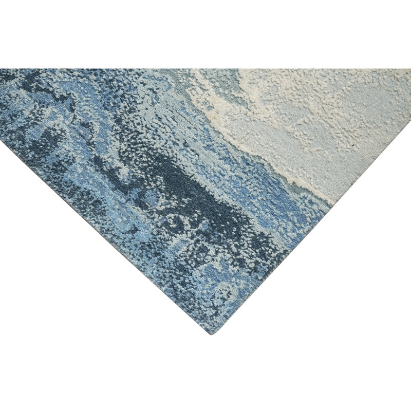 Abstract Area Rug in Silver/Blue/Gray