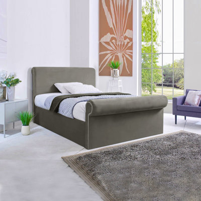 Cianne Upholstered Bed