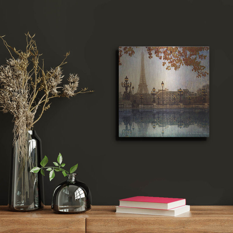 «Tour Eiffel» par Chris Vest, H 12 po x l 12 po