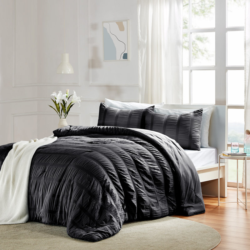 Polyester Comforter, Full/Queen Comforter + 2 Standard Shams, Black