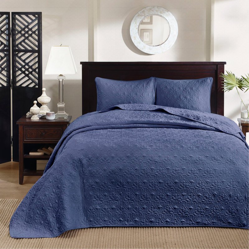 Reversible Quilt Set With Antimicrobial Treatment For Year-Round Comfort And Durability For Twin XL Beds, Navy