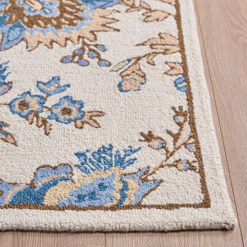 Hollander Floral Handmade Wool Ivory Area Rug, Rectangle 2'9" x 4'9"