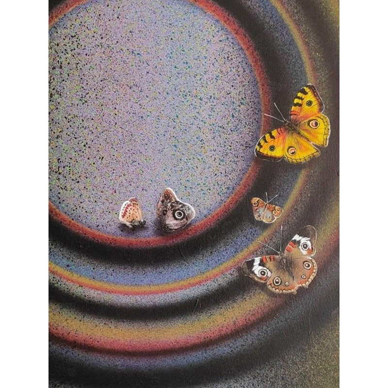 «Happy Vibration», peinture acrylique par Ghanshyam Gupta - toile abstraite papillon et anneaux concentriques 32 po x 24 po pour décoration intérieure moderne