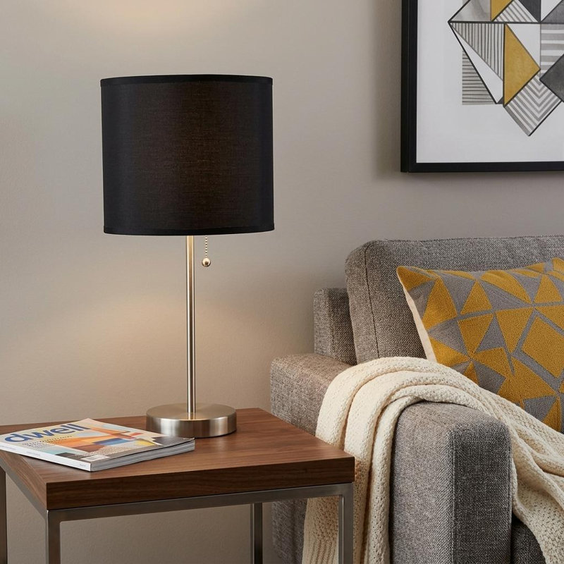 Lampe de table chandelier en métal argenté 16 po avec abat-jour tambour noir classique