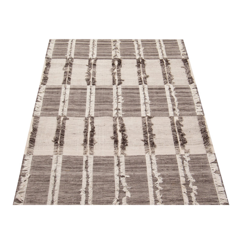 Tapis gris / crème en laine tissé à plat à la main et rectangulaire 4 pi 10 po x 8 pi 2 po Primous