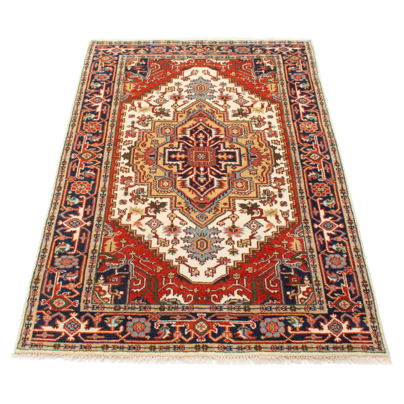 Tapis crème Serapi Heritage 4 pi 10 po x 7 pi 10 po