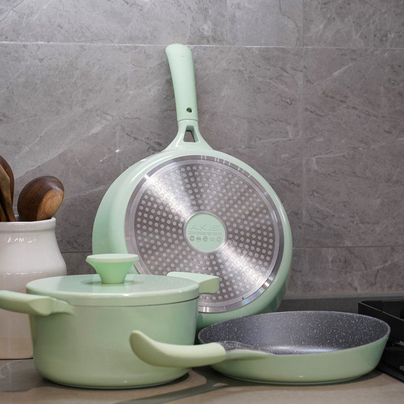 Randy Standard Pot with Lid, Green