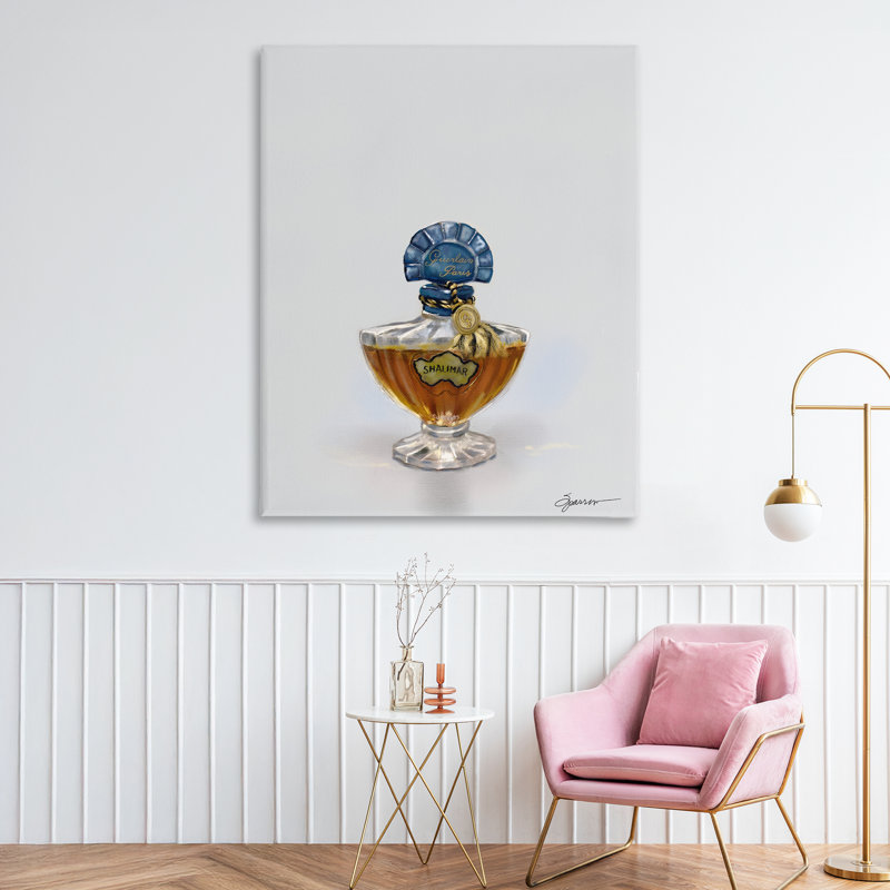 Toile de bouteille de parfum Classy Luxury, design par Mary Sparrow, H 48 po x l 36 po