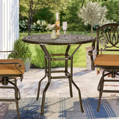 Table de bar Alcott Hill® de 38,48 po de hauteur pour patio, table de bistro en aluminium coulé résistant aux intempéries pour terrasse avec trou pour parasol pour balcon, pelouse, jardin, cour