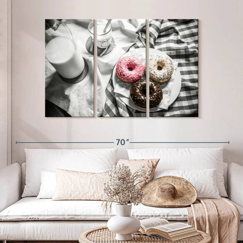 Yarlin Doughnuts, 32" H x 50" W