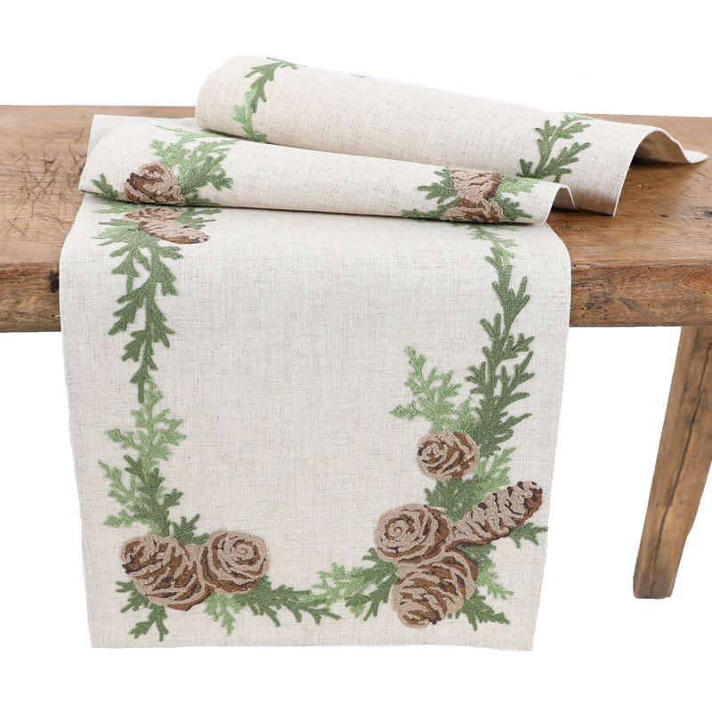 Chemin de table flora brodée en pin et branches de pin winter Ishaan, L 70 po x l 15 po