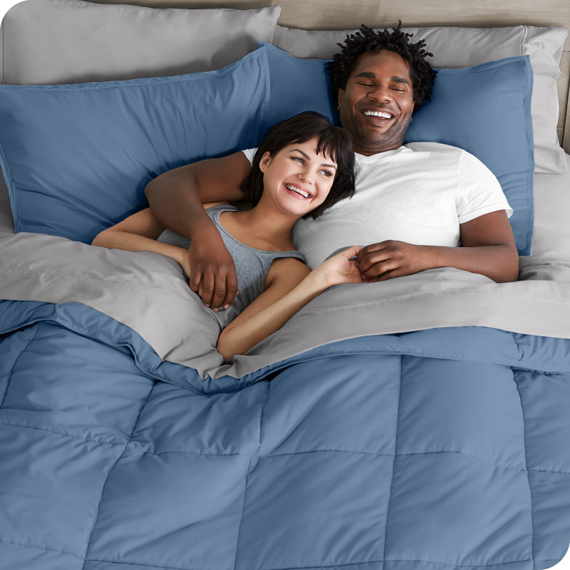 Lit dans un sac en microfibre 1800 de qualité supérieure 1800, Très grand édredon + 6 pièces supplémentaires