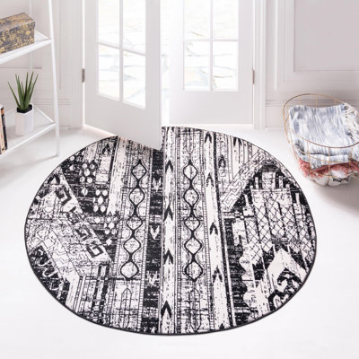 Hewan Geometric Indoor Rug