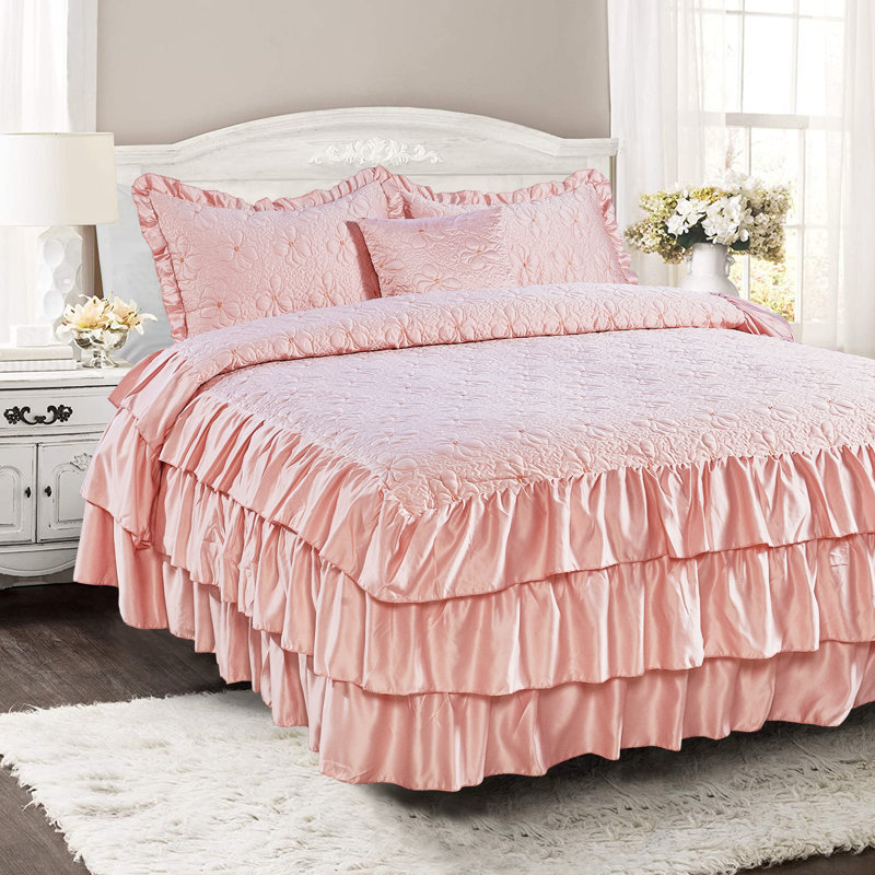 Paisley Coverlet with Pillow Shams Included, Queen Coverlet + 2 Shams + Throw pillow, Pink