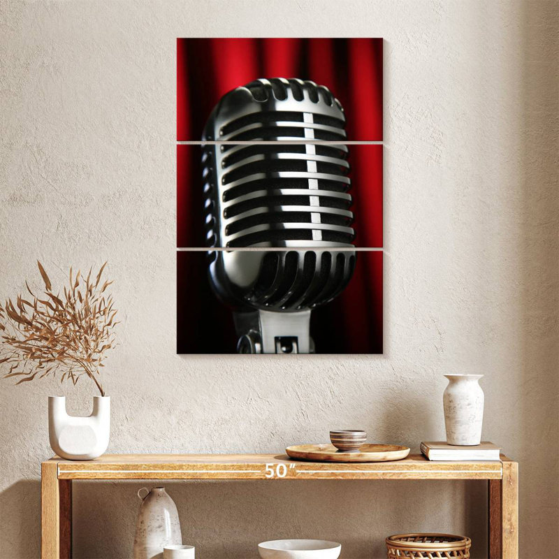 Microphone Abarca Vintage, H 38 po x l 24 po