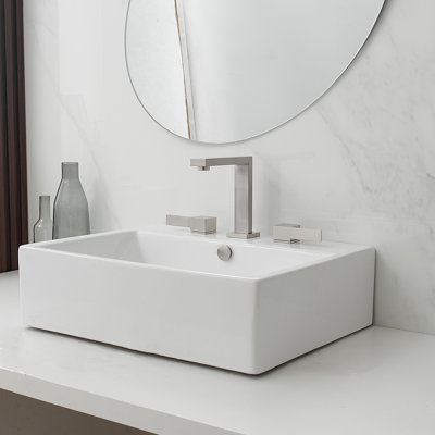 Single-handle Bathroom Faucet with Drain Assembly