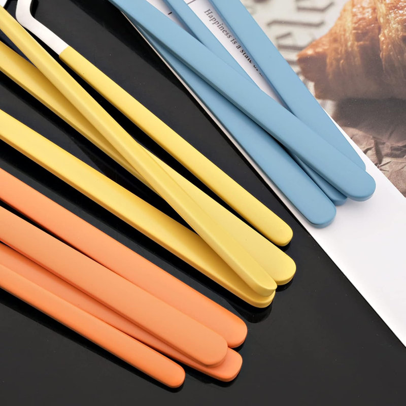 Ensemble de couverts suspendus en acier inoxydable de 24 pièces, service de couverts pour 6 personnes à finition satinée, comprend couteaux, fourchettes, cuillères et lave-vaisselle