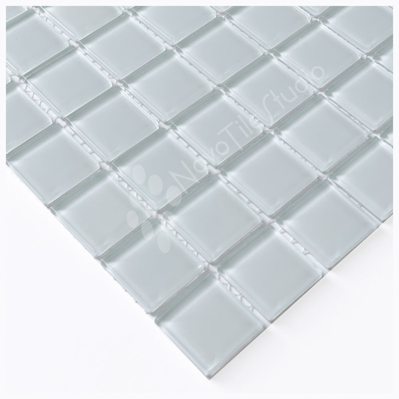 Carrelage mural et de sol en mosaïque de verre Maranello 1 po x 1 po, Blanc
