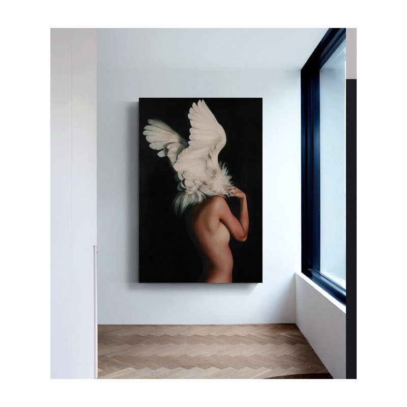 Dame nue avec une aile en plumes, H 16 po x l 12 po x P 1,5 po