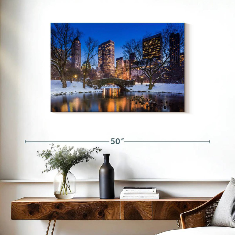 Kavia Winter Gapstow Bridge, 24" H x 36" W