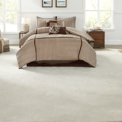 Luxurious Faux Suede Bedding Sets, Polyester Comfort, Contemporary Appeal For Home