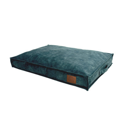 RECYCLED PLASTIC Pet Bed