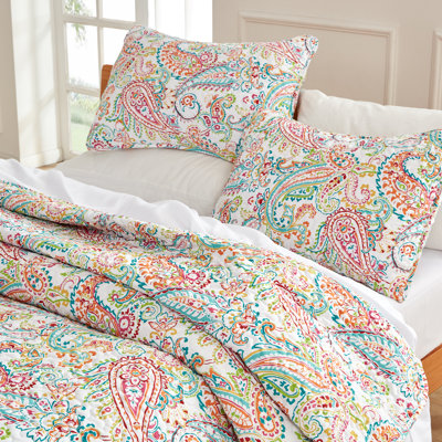Twill Paisley Quilt