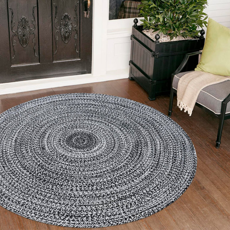 Ichelle Indoor/Outdoor Area Rug, Round 10'